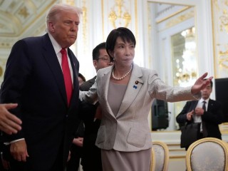 Tổng thống Hoa Kỳ Donald Trump và Thủ tướng Nhật Bản Sanae Takaichi tại Tokyo, Nhật Bản, vào ngày 28 tháng 10 năm 2025 (Ảnh: Mark Schiefelbein/ AP)