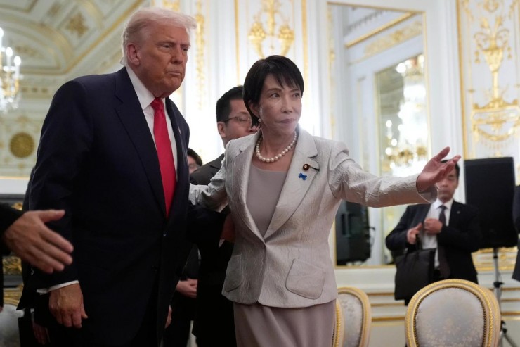 Tổng thống Hoa Kỳ Donald Trump và Thủ tướng Nhật Bản Sanae Takaichi tại Tokyo, Nhật Bản, vào ngày 28 tháng 10 năm 2025 (Ảnh: Mark Schiefelbein/ AP)