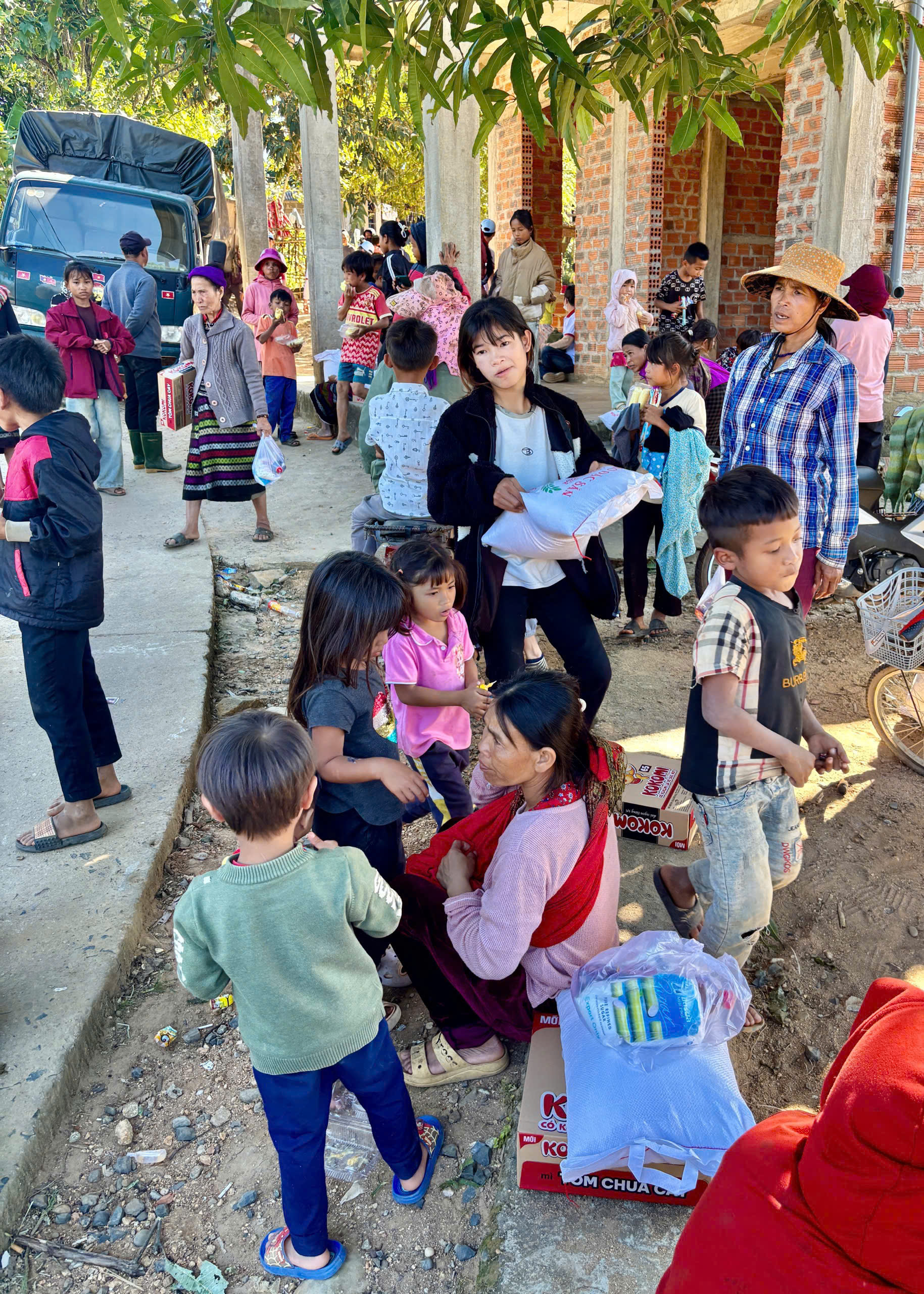 z7331210739923_054f02352cc2f8fd9374e08c877893d8