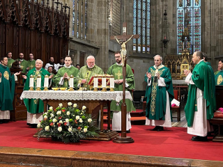 Đức Tổng Giám mục Paul Richard Gallagher chủ trì Thánh lễ tại Nhà thờ Thánh Martin ở Bratislava, Slovakia