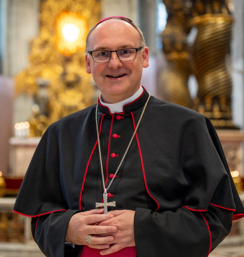 mons-Pribyl-sent-e1770046655125-972x1024