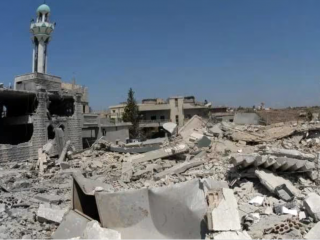 Cảnh tàn phá ở thành phố Tyre, miền nam Lebanon (Ảnh: Sadik Gulec/Shutterstock)