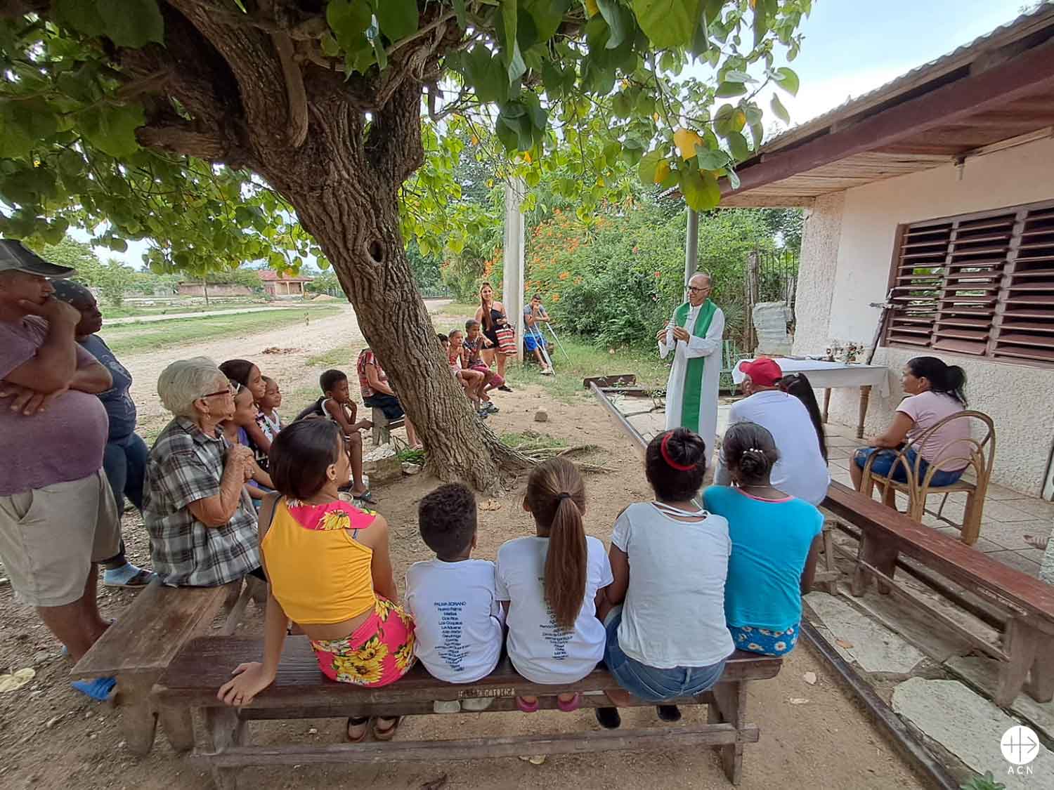 Do tình trạng mất an ninh và mất điện, các buổi cử hành phụng vụ được cử hành vào ban ngày (Ảnh: ACN)