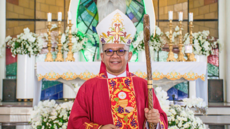 Đức Giám mục Moises M. Cuevas Địa phận Calapan cho rằng các Kitô hữu cần vượt ra khỏi việc chỉ nhận thức về các vấn đề môi trường để tích cực hành động nhằm bảo vệ nguồn nước, các khu rừng và các hệ sinh thái ven biển (Ảnh: RVA)
