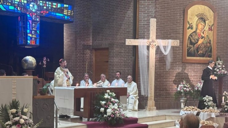 Cardenal_Cobo_en_San_Gerardo