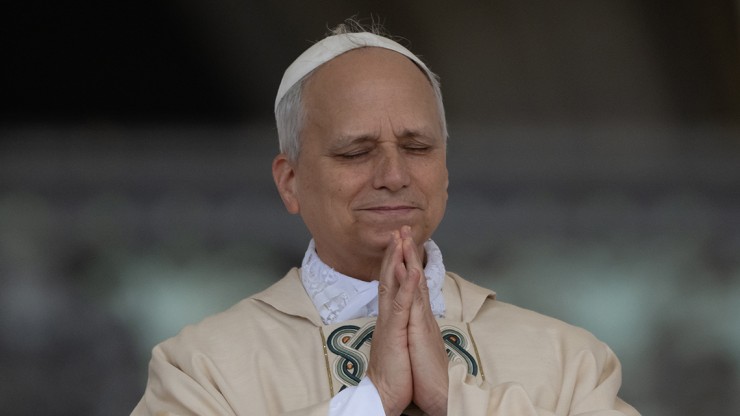 Pope-Leo-prayer-1140