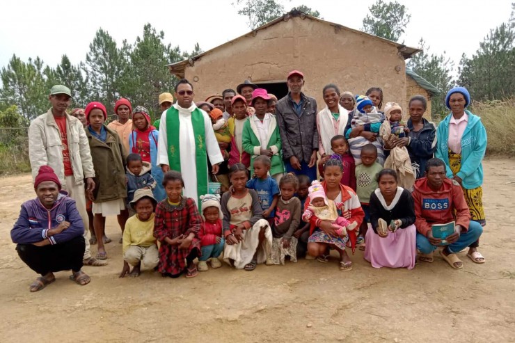 sn261013-madagascar13